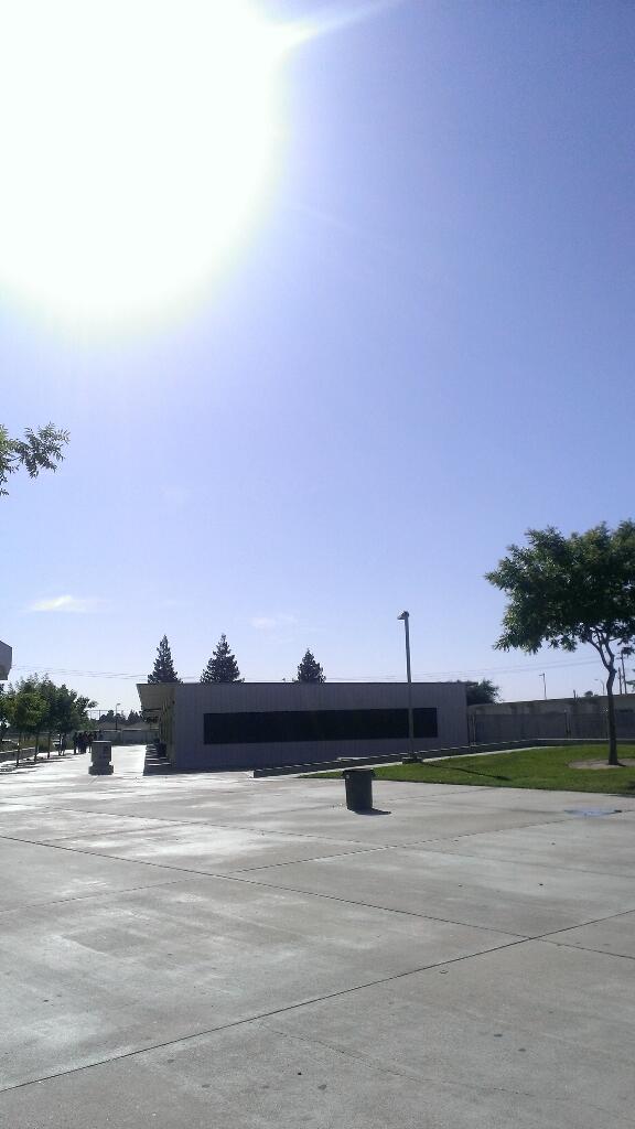 cymonetv's tweet image. Beautiful Sunny Day At School Today#MondaySunday 👌😍💕🌕☀