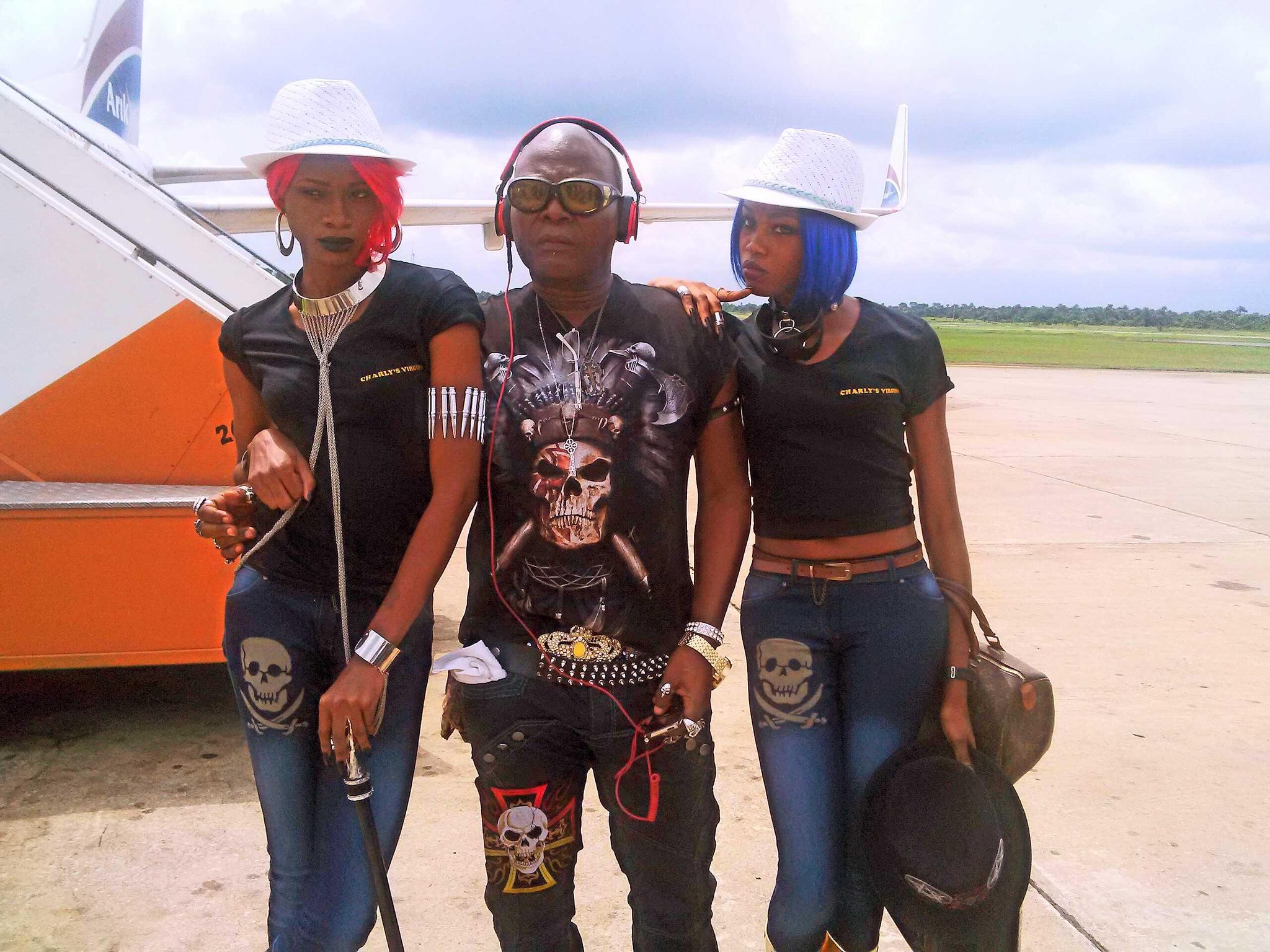 Embedded image permalink