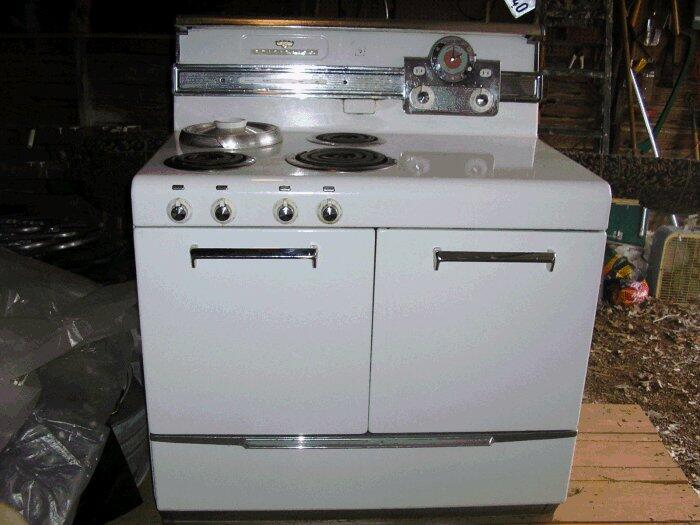 Vintage 40 Inch Frigidaire Stove/Oven - Nex-Tech Classifieds