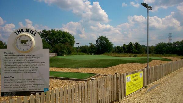 HarryHall's tweet image. A little bit of practice inbetween tournaments before my flight tonight @WindmillGolfAca #chippinggreen #artificial