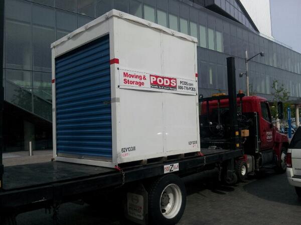 metowestyle's tweet image. Goodbye @PODS_GTA container! You were marvelous to have at the #TOWaterfrontFest!