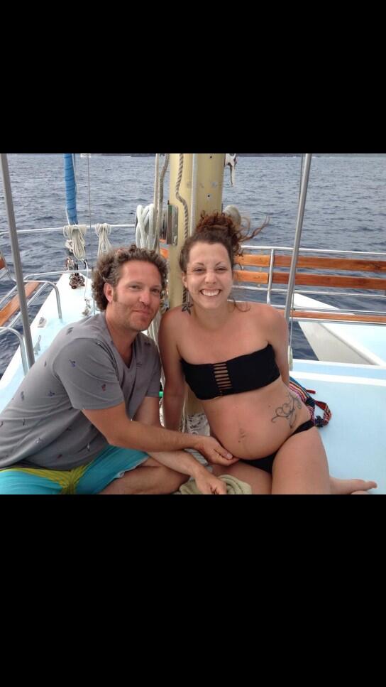 sam_mo_'s tweet photo. @KellyandMichael #LiveSummerVacation  #babymoon #CostaRica #snorkel  #catamaran http://t.co/FATIw4T983