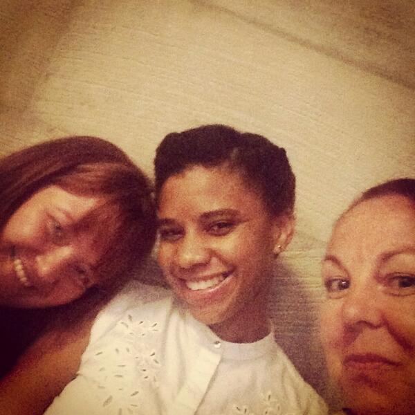 RebeccaCronin2's tweet image. 10th yr of summer instituting! @celenula @monique_knight #pledgeclass  #TCRWP