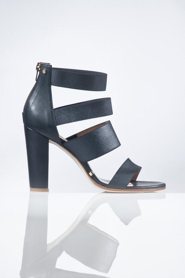 RenziShoes's tweet photo. #sandalo #tacco cubano 8 cm, rivestito in #pelle nera con strisce in tinta.R&amp;Renzi #Luxury #Italian #Shoes SS 2014 http://t.co/CIKQwBoKnU