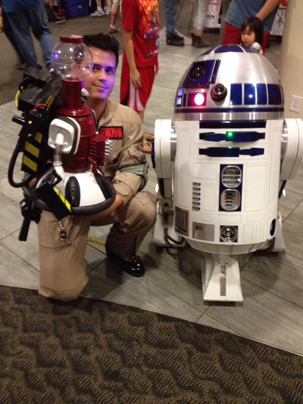 behasbach's tweet photo. So this happened <3  does it count if I have a ghostbusters jumpsuit??@JoelGHodgson http://t.co/4BkHLHxjTU