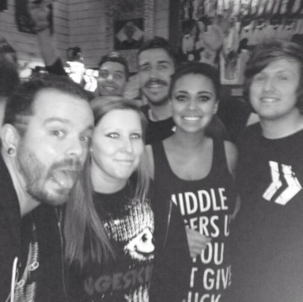 I love bands c: tweet media