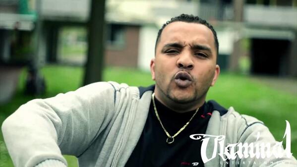 Beavy - Hip Hop #Banksessie | axed.nl/beavy-hip-hop-… | <a href="/BeavydubbelB/">Beavy - Dubbel B</a> <a href="/Vlaminal/">VlaminalEnt</a> <a href="/B_Bastards/">Backstage Bastards</a> <a href="/RavandeBV/">R.A.</a>