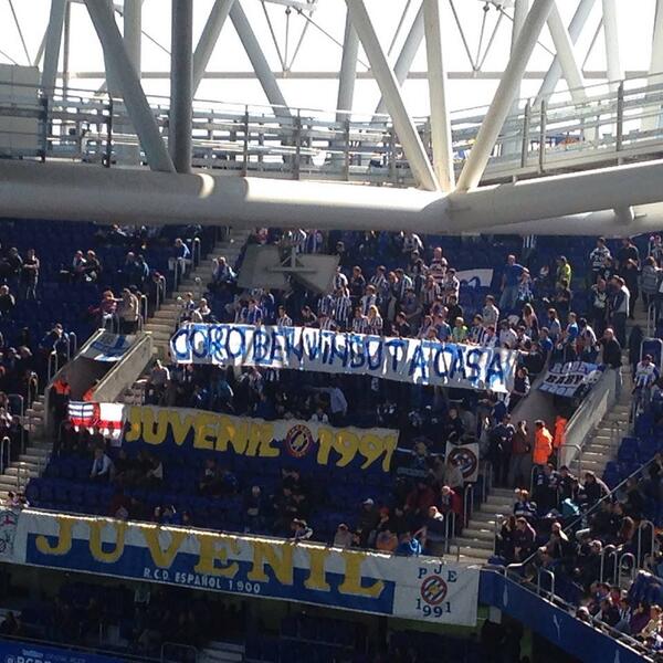 #50mejoresfotosCoro  No sale Coro, pero seguro que para él es uno de los momentos mas especiales de su vuelta a 1ª