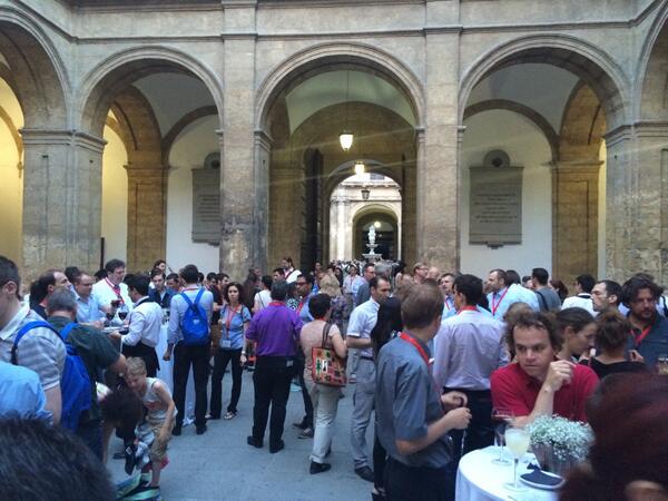 eccm16's tweet photo. Charging batteries in the Welcome Cocktail at the Chancelor's office of the Uni. of Seville :) #eccm16#composites http://t.co/RVxgpTZRoM