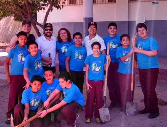elrayosonora's tweet photo. #HERMOSILLO | Inicia @HilloAvanza segunda campaña de reforestación   
http://t.co/eIMANXJ1fi http://t.co/GWPgok9aMQ