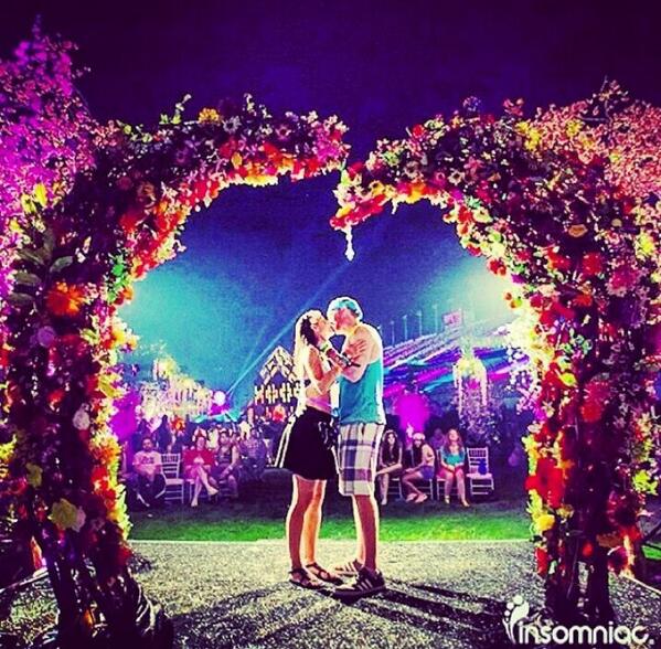 ElectronicaDF's tweet photo. Electrolove <3 http://t.co/zNEbuyjjT8
