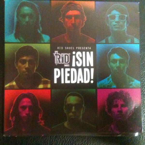 overskateshop's tweet photo. Al q compre en Over Skate Shop se le regalará el video sin piedad y se llevará su revista dropin  @RIDSHOES http://t.co/nSiKIJdEfa
