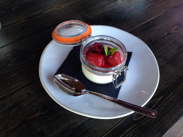 And why not finish with a panacotta with a fruit compote..#bertspizzeria #foodie