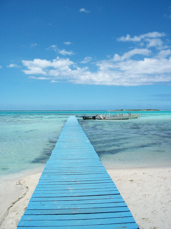 TravelLeisure's tweet image. Where are the best beaches in the world? Join our Ultimate Beaches #TL_Chat tomorrow at 2pm: tandl.me/1nxuCCJ