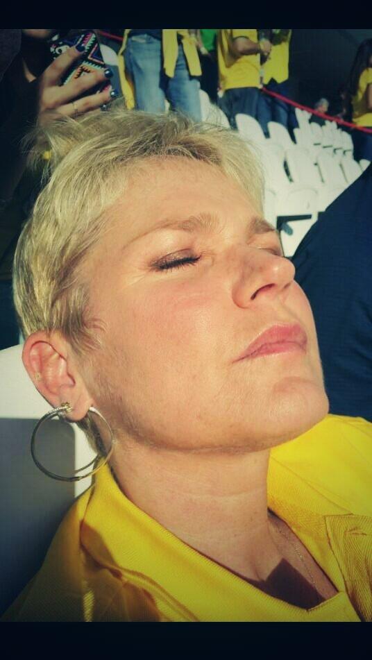 OlharCidade's tweet image. Kkkkkkllk #TaTenoCopa #bra #internetshow #CalaBocaRonaldo