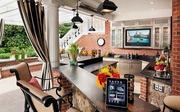 SavantHome's tweet image. Summer is officially here &amp;amp; #homeautomation control is brought right to your patio &amp;amp; pool areas!
