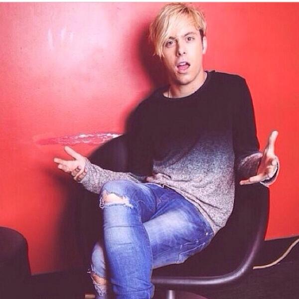 Chirs_Pinerp's tweet photo. #ManCrushMonday @NotRikerLynch http://t.co/IBEOrnmAW8