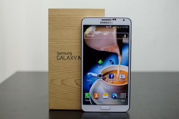 Solularmobile's tweet image. Note 3 is available On Sale for Pricing, do contact our staff at (+65) 65670839