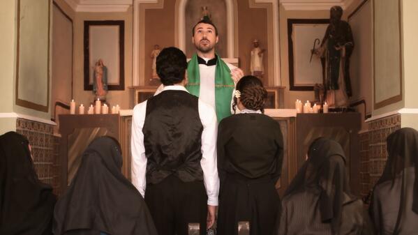 paseocoloma's tweet photo. ¿Sabías que...la boda de Bruno y Valentina se rodó en la ermita de Santa Águeda? #capítulo3 #webserie #PaseoColoma http://t.co/1U5LNjw9wO