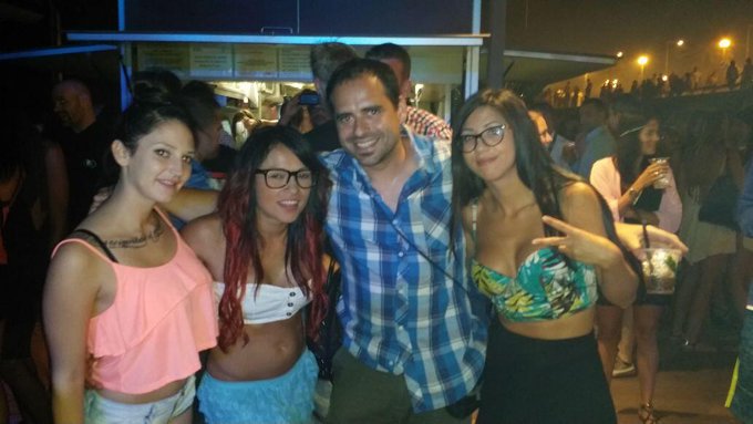 En @vaimoana esperand la sesi&oacute;n d @maxcortesX con @xaviphoto  @Julia_de_Lucia @aitanaxxx http://t.co<a class="tags" target="_blank" title="On Twitter" href="/?out=eyJ0eXAiOiJKV1QiLCJhbGciOiJIUzUxMiJ9.eyJpYXQiOjE3MjA3OTEyNjEsImlzcyI6InR3cG9ybnN0YXJzLmNvbSIsIm5iZiI6MTcyMDc5MTI2MSwiZXhwIjoxNzUyMzI3MjYxLCJyZWRpcmVjdF91cmwiOiJodHRwczovL3R3aXR0ZXIuY29tL3ZhaW1vYW5hIn0._DyGs7QnSD8xGScueer5q7LigEQtVsslKYyFuVUpbqRT9Klobj76EtzO5cG_opSCFZRjw5oXrVc7OPSYBg9eNA">@vaimoana</a><a class="tags" href="/tag/maxcortesx">@maxcortesx</a><a href="/tag/aena"class="tags"><span>#aena</span></a>
