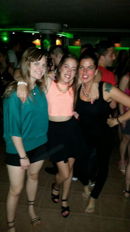 VictoriaLlull23's tweet photo. Ojalá fuerais eternos!! Os quiero demasiado. Espero repetir en cuanto antesss :))))) http://t.co/JBZS0UjDQj