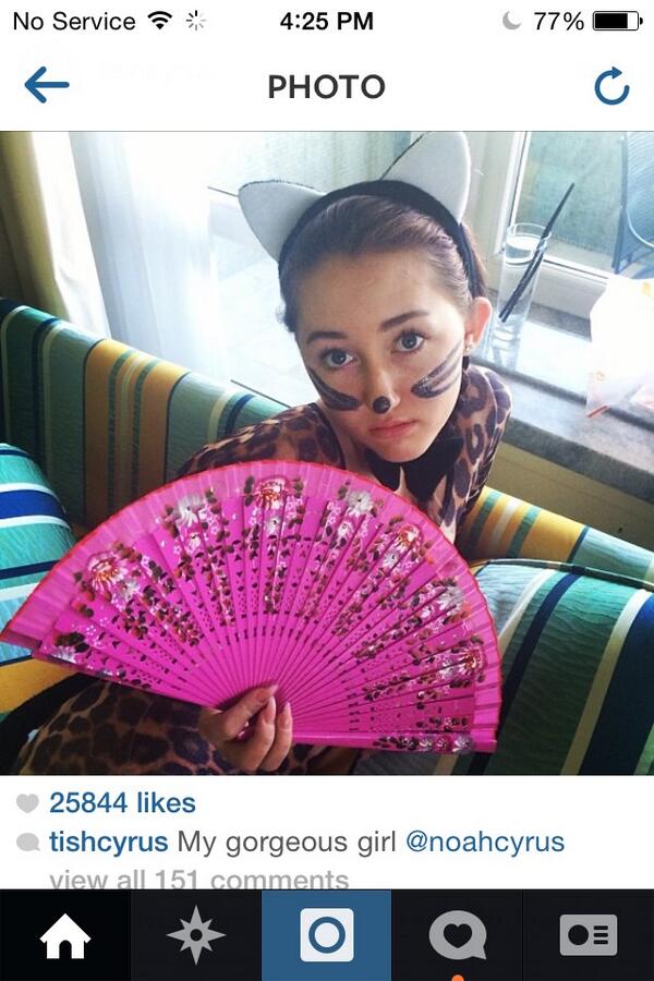 miley cyrus tweet media