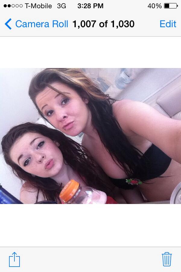 hannahbetch's tweet image. Love my babe