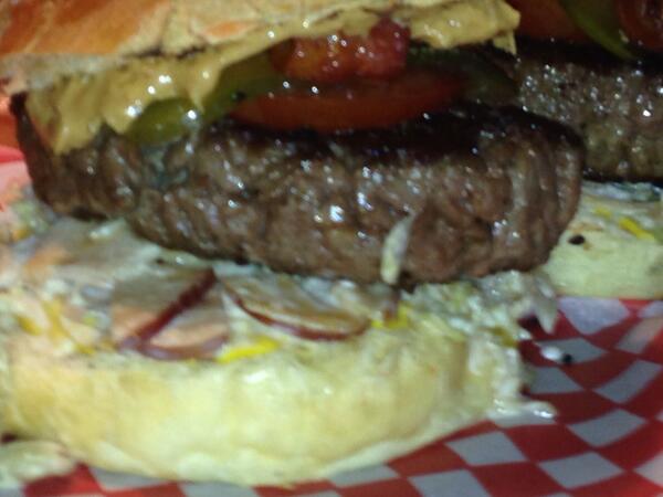 Le Sieur d'iberville, steevo's new place wow, fantastic! Awesome food, people and atmosphere. Coming back..