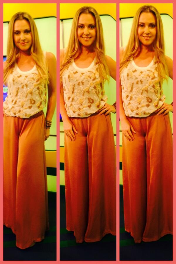 # foxlook en #CentralFOX  #worldcup by <a href="/SATHYAbyMS/">SATHYA</a>. pic-collage.com/_eeHZEX29