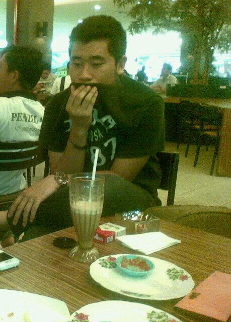 Selamat bertambah usia crew <a href="/Fozanggriawan/">Foza Anggriawan</a> semuaa yg terbaik!!!!!