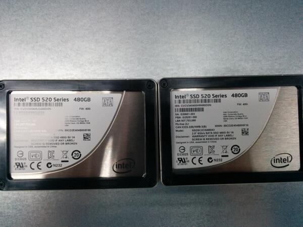 CTHosted's tweet image. Installing some new SSD's.