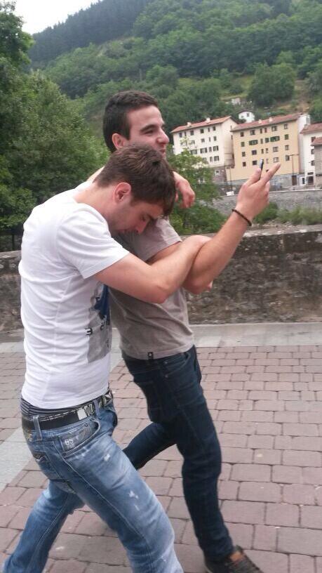 🎭🍻🍻😂😴😴