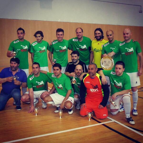 DiegoOrense's tweet photo. Tres días intensos de fútbol sala!!finalistas copa diputación y campeones liga de empresas! @Futbolsala100 http://t.co/kFWjfjyFlH