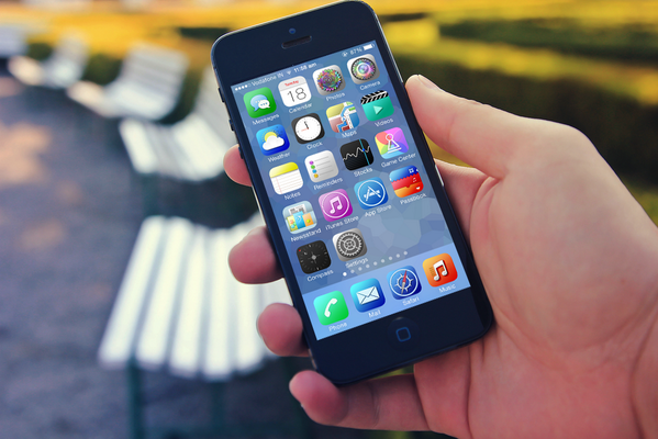 iesight's tweet photo. Cydia Featured iSevenuos WInterboard Theme available on Cydia. Check it out! #Pangu #jailbreak #iOS711 #OldWork http://t.co/EzvR6QNDvE