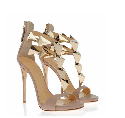 ModaLogil's tweet image. Preciosas sandalias doradas, 35 al 41. Mas infor. por MD.