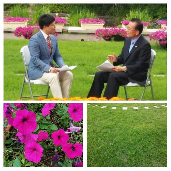 사무실이나 업무현장이 아니라 탁 트인 야외에서 관세청 규제개혁 추진 성과에 대해 방송사 인터뷰를 하였습니다. 푸른 잔디와 꽃들이 어우러진 주변환경 때문인지 마음도 한결 편안하고 더욱~열리는 것 같습니다..