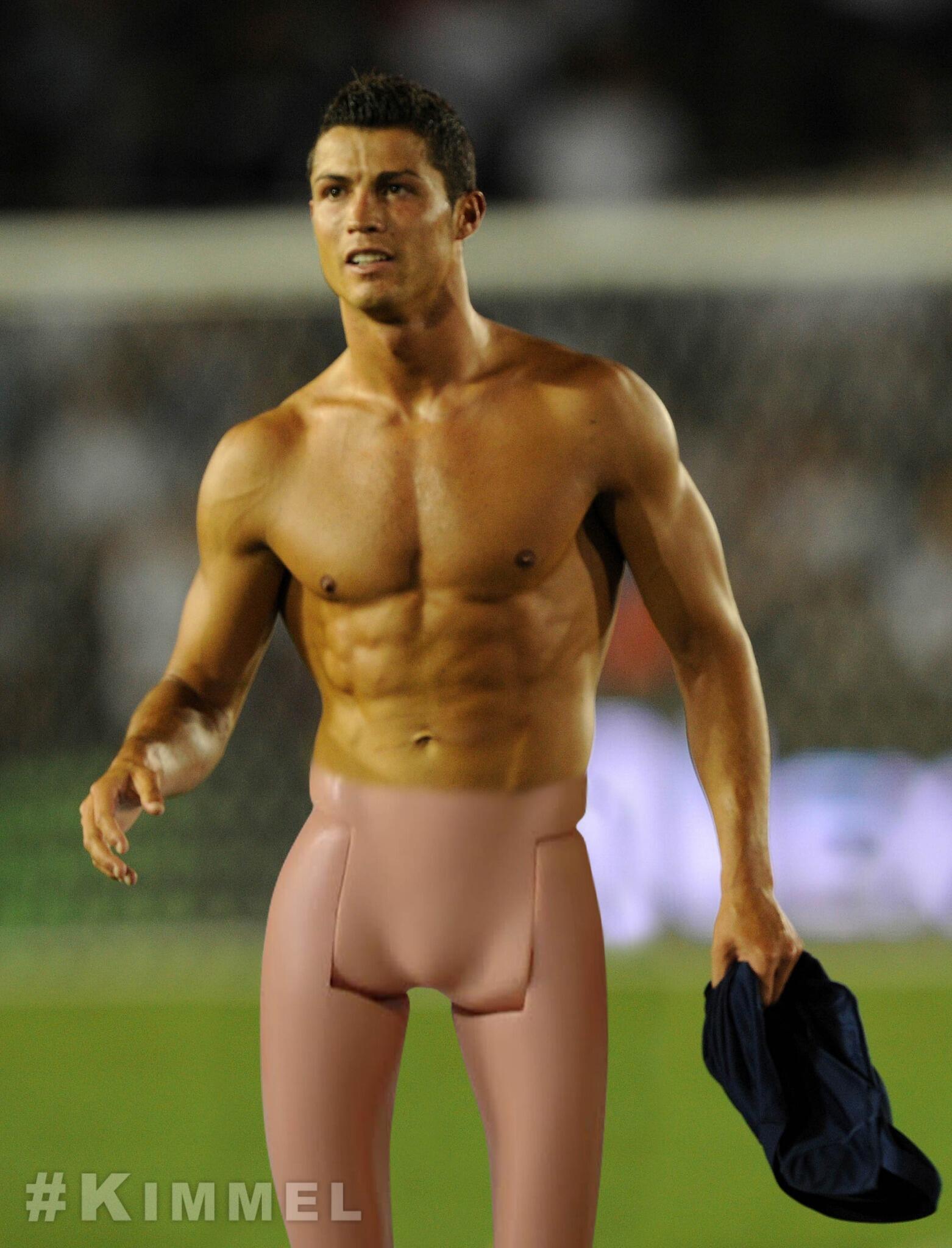 Jimmy Kimmel on X: EXCLUSIVE nude photo of Portugal soccer superstar @Cristiano  Ronaldo #WorldCup http:t.coanOMo2dF4I  X