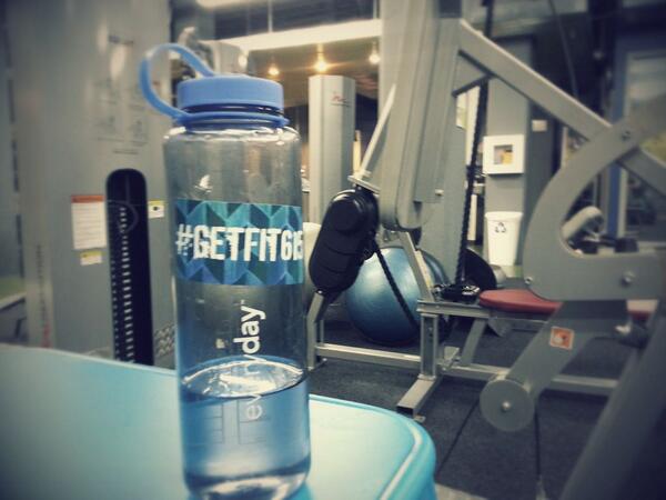 blakeurmos's tweet photo. Found a sticker at the gym. Put it on my water bottle. #getfit615 http://t.co/2gEBjq8FvO