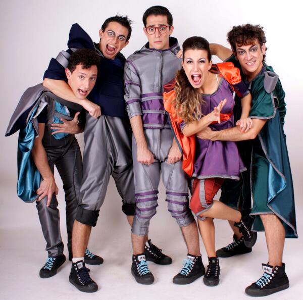 Hoy ensayo gral de <a href="/RecreoRock/">Recreo Rock </a>  en el <a href="/TeatroPicadero/">Teatro Picadero</a>! El sábado estrenamos, ya están las entradas por <a href="/Plateanet/">Plateanet</a>!