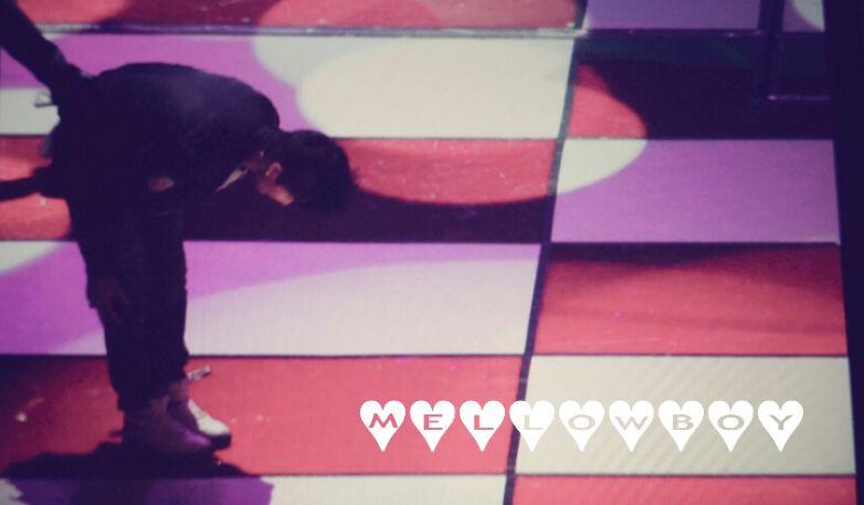 Bq5ZiheCIAElmo8.jpg:large