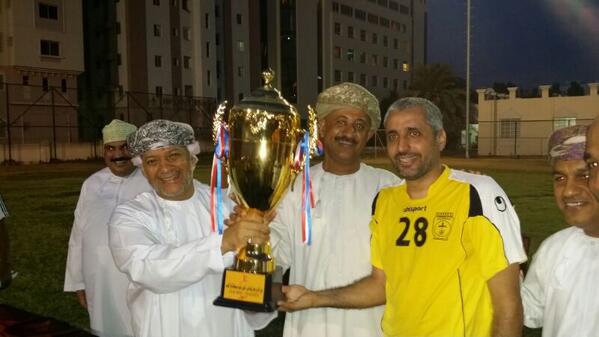 قدامى فنجاء أبطال لدورةنادي عمان لقدامى لاعبي أندية مسقط لكرة القدم تغلب في النهائي على فريق أهلي سداب بضربات الترجيح