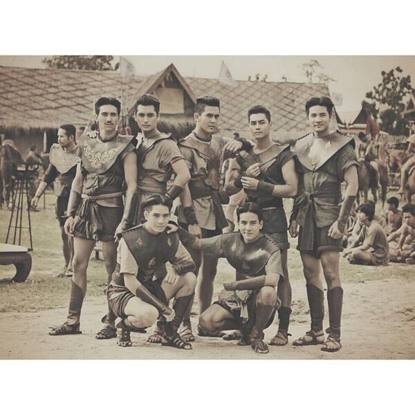 หมู่เคลิ้ม เอิบ ช่วง ฟัก ทัพ สัง ขาบ #บ้านระจัน #bangrajun #ch3 <a href="/PhetThakrit/">Phet Thakrit</a>