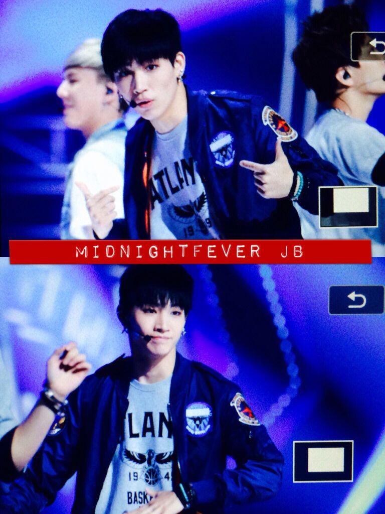 Bq5aMYnCUAA1OOj.jpg:large