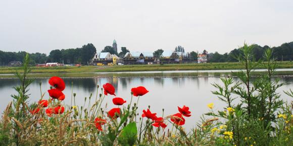 bouverijen's tweet photo. Kom woensdag 16 juli sfeer proeven in Bouverijen tijdens de infoavond! http://t.co/Rlbh4jkgtn #breda http://t.co/K5XX7wzK91