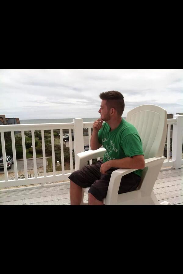 FlockaSad's tweet image. I be on the bus like