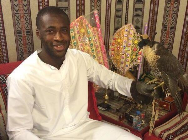 Bq5tEDDCYAI2DNH.jpg:large