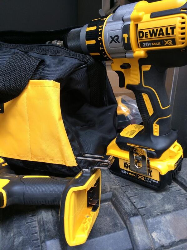 LandLightingPro's tweet image. New 20 volts!  #drilling  #landscapelighting
