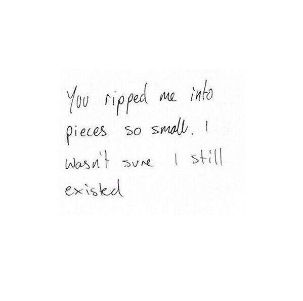 quotes_suicide's tweet photo. I don't think I still exist anymore😞 http://t.co/u8ZW3RvWQL
