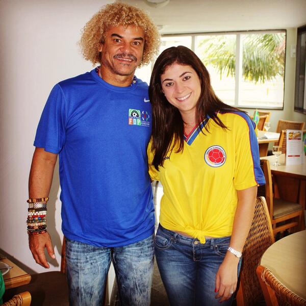 jyfeghali's tweet photo. Con el @pibevalderramap listos para apoyar a nuestra selección #SiSiColombia #SiSiCaribe #WorldCup2014 #JAPvsCOL http://t.co/6EfrKAljuH