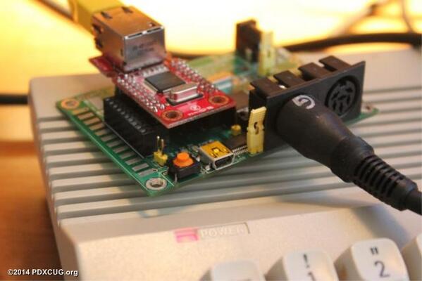 googov's tweet image. New Comet boards arrived and I&apos;m soldering and testing :) #giddy #commodore64 #c64 #commodore